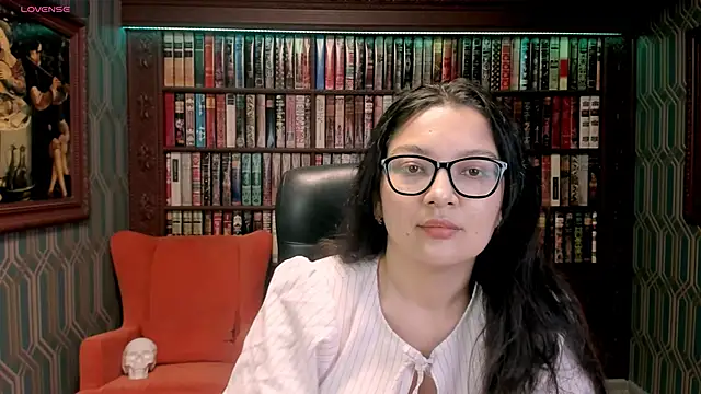 Snapshot of ZarifaBev chatting on 10-16-25, 08:10 ZarifaBev online show from 10-16-25, 08:10