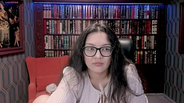 Snapshot of ZarifaBev chatting on 11-02-25, 09:17 ZarifaBev online show from 11-02-25, 09:17