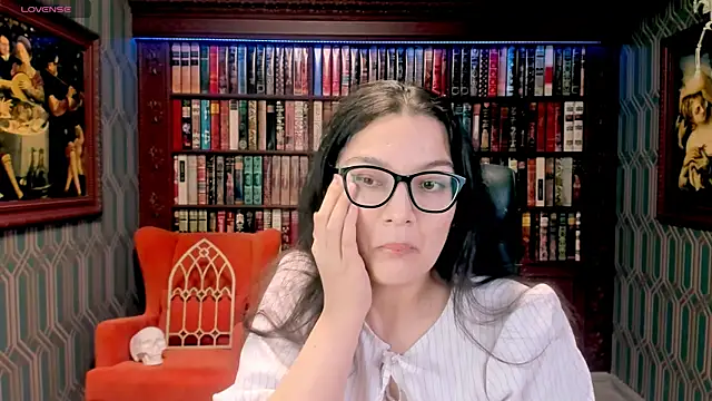 Snapshot of ZarifaBev chatting on 11-19-25, 12:38 ZarifaBev online show from 11-19-25, 12:38