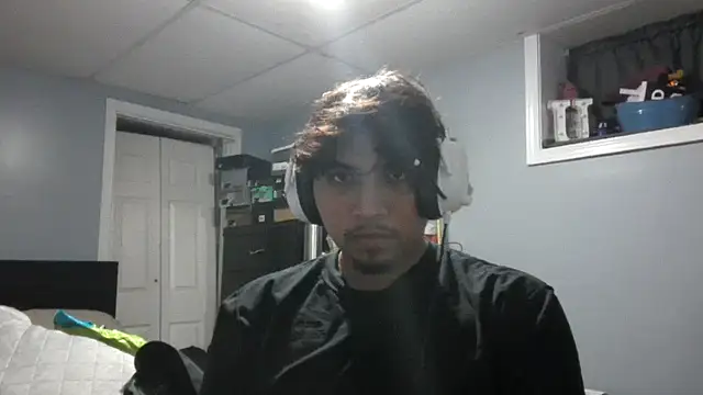 Snapshot of meximaloo1 chatting on 10-16-25, 03:29 meximaloo1 online show from 10-16-25, 03:29