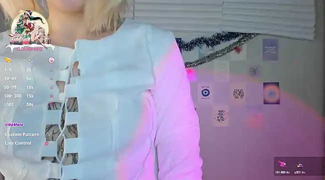 Snapshot of tender_kiitty chatting on 12-28-24, 01:49 tender kiitty online show from 12-28-24, 01:49