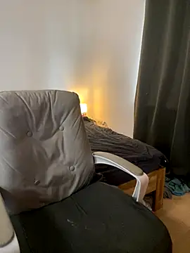 Snapshot of AnnyBelleX chatting on 09-17-25, 01:02 AnnyBelleX online show from 09-17-25, 01:02