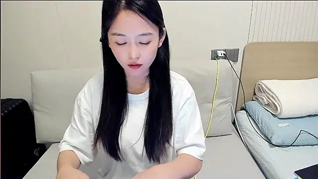 Snapshot of CN-Babycat chatting on 09-21-25, 04:36 CN-Babycat online show from 09-21-25, 04:36