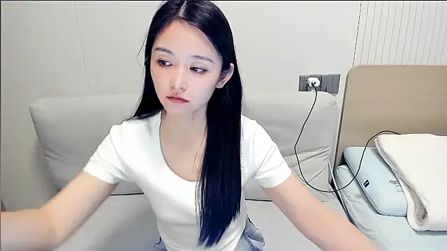Snapshot of CN-Babycat chatting on 09-25-25, 06:06 CN-Babycat online show from 09-25-25, 06:06