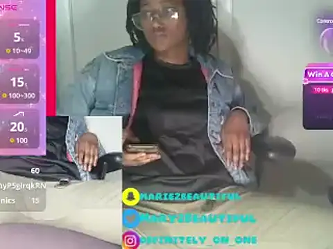 Snapshot of cum2mary_ chatting on 02-11-25, 11:12 cum2mary online show from 02-11-25, 11:12