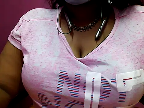 Snapshot of Tamilsathya2024 chatting on 02-12-25, 04:33 Tamilsathya2024 online show from 02-12-25, 04:33