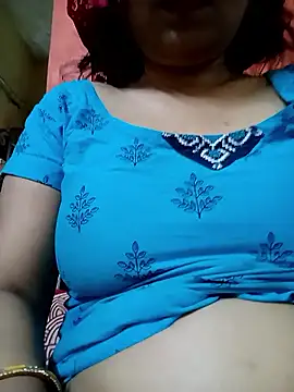 Snapshot of sunita-doll chatting on 03-23-26, 01:42 sunita-doll online show from 03-23-26, 01:42