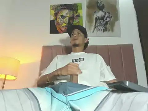 Snapshot of Cain_369 chatting on 01-28-25, 10:45 Cain 369 online show from 01-28-25, 10:45