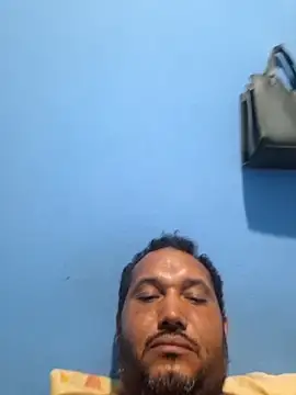 Snapshot of alexjs84 chatting on 02-15-26, 01:24 alexjs84 online show from 02-15-26, 01:24