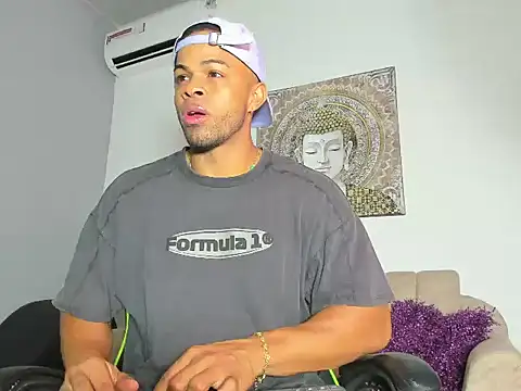 Snapshot of Jordan_BlackX chatting on 01-04-25, 10:55 Jordan BlackX online show from 01-04-25, 10:55