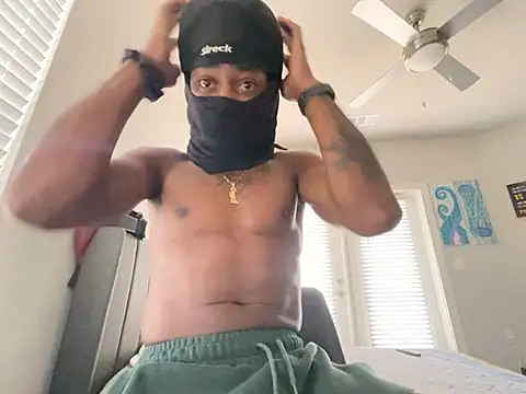 Snapshot of siscobob03 chatting on 12-27-24, 08:39 siscobob03 online show from 12-27-24, 08:39