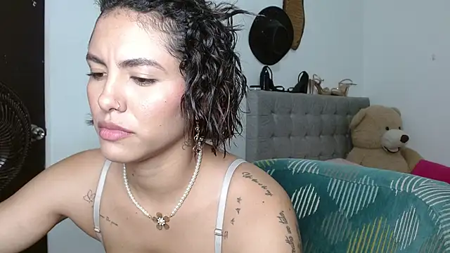 Sexy Lia  online show from 05-22-26, 03:35