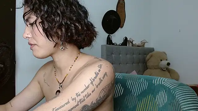 Sexy Lia  online show from 06-17-26, 02:58