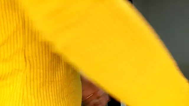 Paloma Desire online show from 12-24-24, 12:22