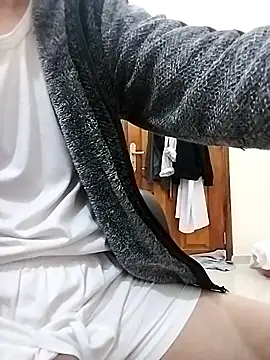 Snapshot of big_cock2182 chatting on 01-12-26, 01:44 big cock2182 online show from 01-12-26, 01:44