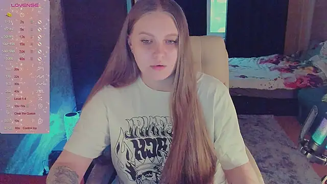 Alice Dreamgirl  online show from 01-16-25, 08:00