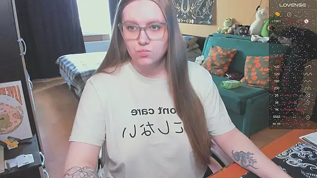 Alice Dreamgirl  online show from 03-28-26, 10:48