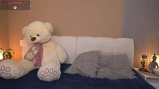 Snapshot of johanafox_ chatting on 07-29-26, 11:58 johanafox online show from 07-29-26, 11:58