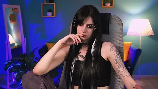 JadeCastle  online show from 04-10-26, 05:06