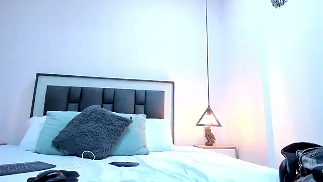 hotmature1 online show from 10-21-25, 11:00