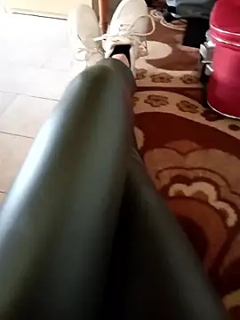 Snapshot of Eleni_Pappa chatting on 01-16-26, 10:30 Eleni Pappa online show from 01-16-26, 10:30