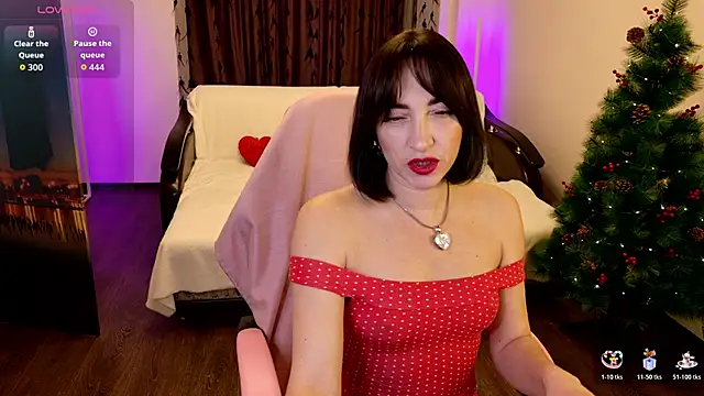 Snapshot of AnneHaddaway chatting on 01-06-26, 08:34 AnneHaddaway online show from 01-06-26, 08:34