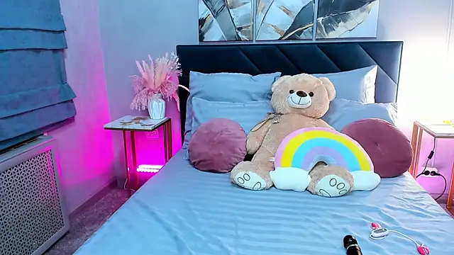 Curvy Dynamite  online show from 09-29-25, 01:22