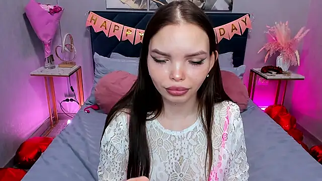 Curvy Dynamite  online show from 03-04-26, 01:22