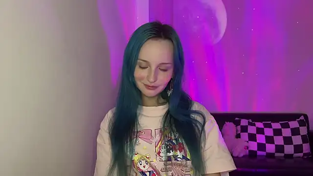 bumble bee online show from 12-19-24, 02:35