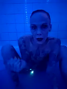 MommyMisfit online show from 04-22-26, 10:33