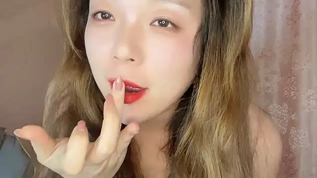 Snapshot of Z30966903S chatting on 02-25-25, 05:25 Z30966903S online show from 02-25-25, 05:25