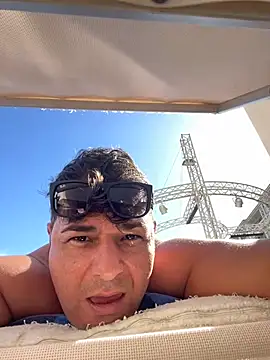 SecretlyDD online show from 02-24-25, 12:26