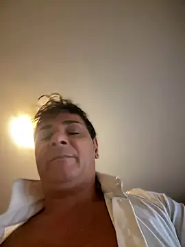 SecretlyDD online show from 10-21-25, 08:48