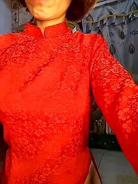 Lucy limon online show from 10-16-25, 08:04