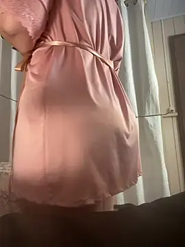 Snapshot of pAuLa_- chatting on 02-25-25, 06:03 pAuLa - online show from 02-25-25, 06:03