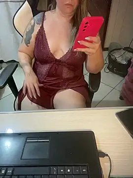 Snapshot of pAuLa_- chatting on 03-16-25, 02:22 pAuLa - online show from 03-16-25, 02:22