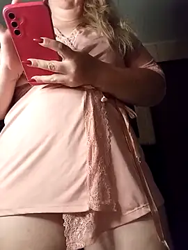 Snapshot of pAuLa_- chatting on 09-29-25, 01:55 pAuLa - online show from 09-29-25, 01:55