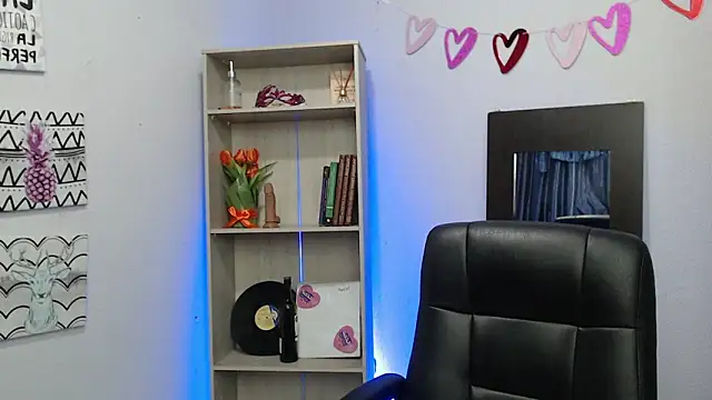 arianna ros3 online show from 02-12-25, 06:40