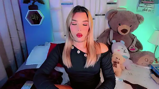Aileen 18 online show from 05-31-26, 10:00