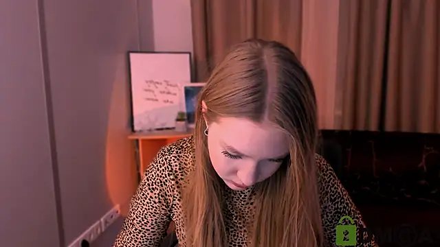 playful sophie online show from 01-15-25, 03:11