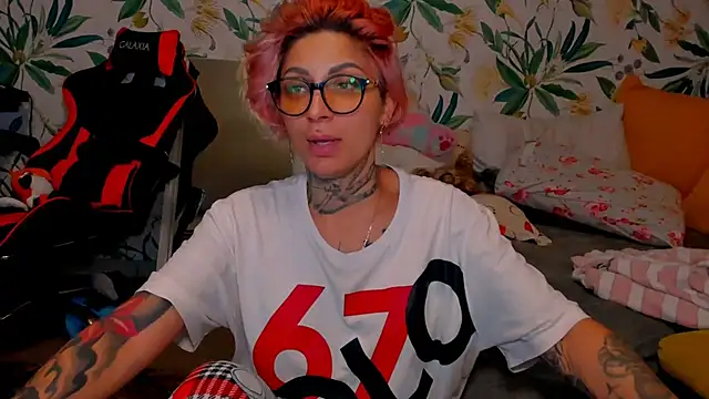 Lucky Deniz online show from 12-13-25, 11:21