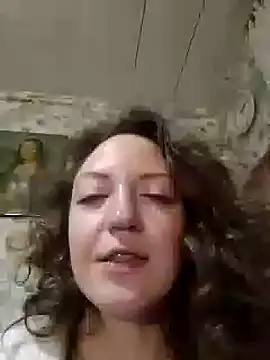 Snapshot of KattyLuuu chatting on 01-04-25, 11:17 KattyLuuu online show from 01-04-25, 11:17