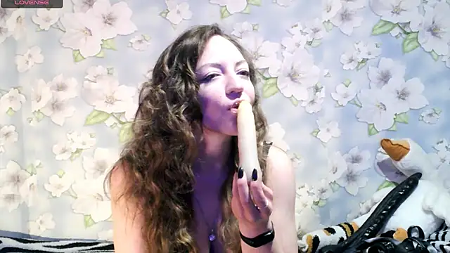 Snapshot of KattyLuuu chatting on 02-03-25, 12:04 KattyLuuu online show from 02-03-25, 12:04