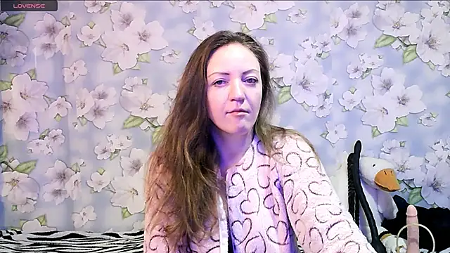 Snapshot of KattyLuuu chatting on 02-14-25, 08:26 KattyLuuu online show from 02-14-25, 08:26