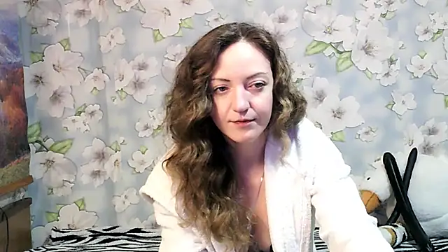 Snapshot of KattyLuuu chatting on 03-03-25, 02:47 KattyLuuu online show from 03-03-25, 02:47