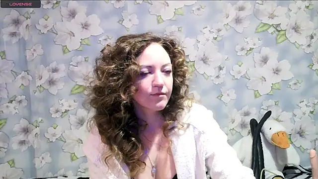 Snapshot of KattyLuuu chatting on 03-06-25, 09:09 KattyLuuu online show from 03-06-25, 09:09