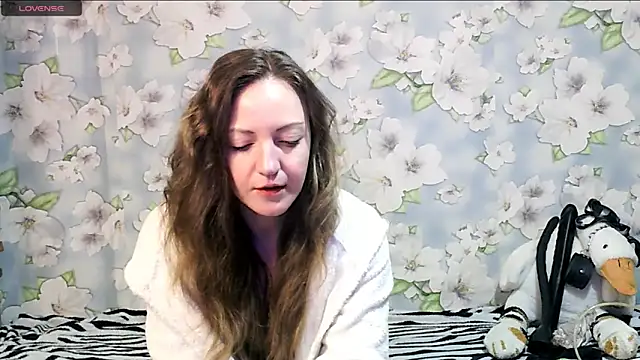 Snapshot of KattyLuuu chatting on 03-08-25, 06:10 KattyLuuu online show from 03-08-25, 06:10