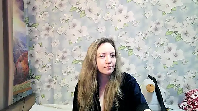 Snapshot of KattyLuuu chatting on 10-11-25, 08:29 KattyLuuu online show from 10-11-25, 08:29