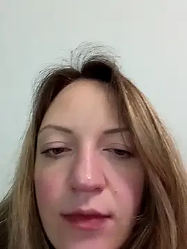 Snapshot of KattyLuuu chatting on 02-20-26, 09:04 KattyLuuu online show from 02-20-26, 09:04