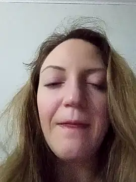 Snapshot of KattyLuuu chatting on 03-14-26, 09:42 KattyLuuu online show from 03-14-26, 09:42